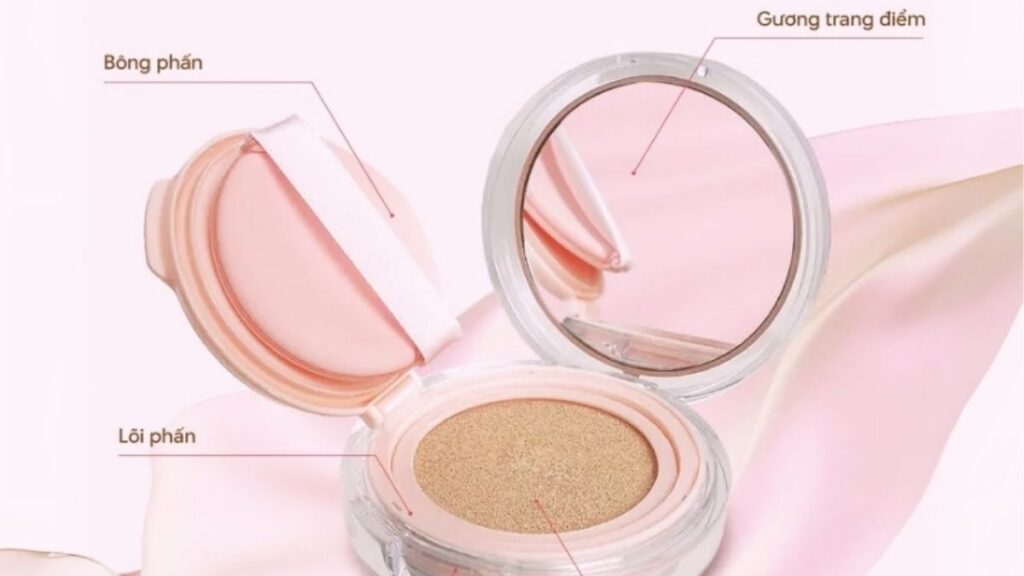 Cấu tạo hộp cushion gồm puff, lõi phấn nước, nắp trong và refill